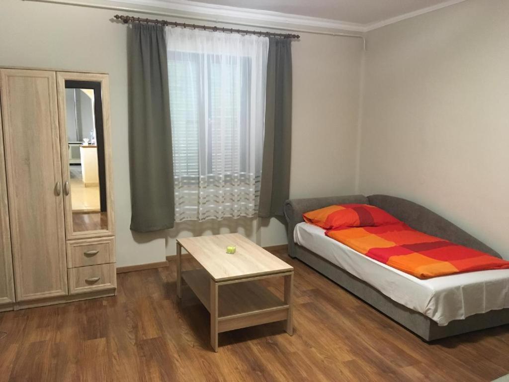 Vadaszhaz Hotel Egyhazasradoc Bagian luar foto
